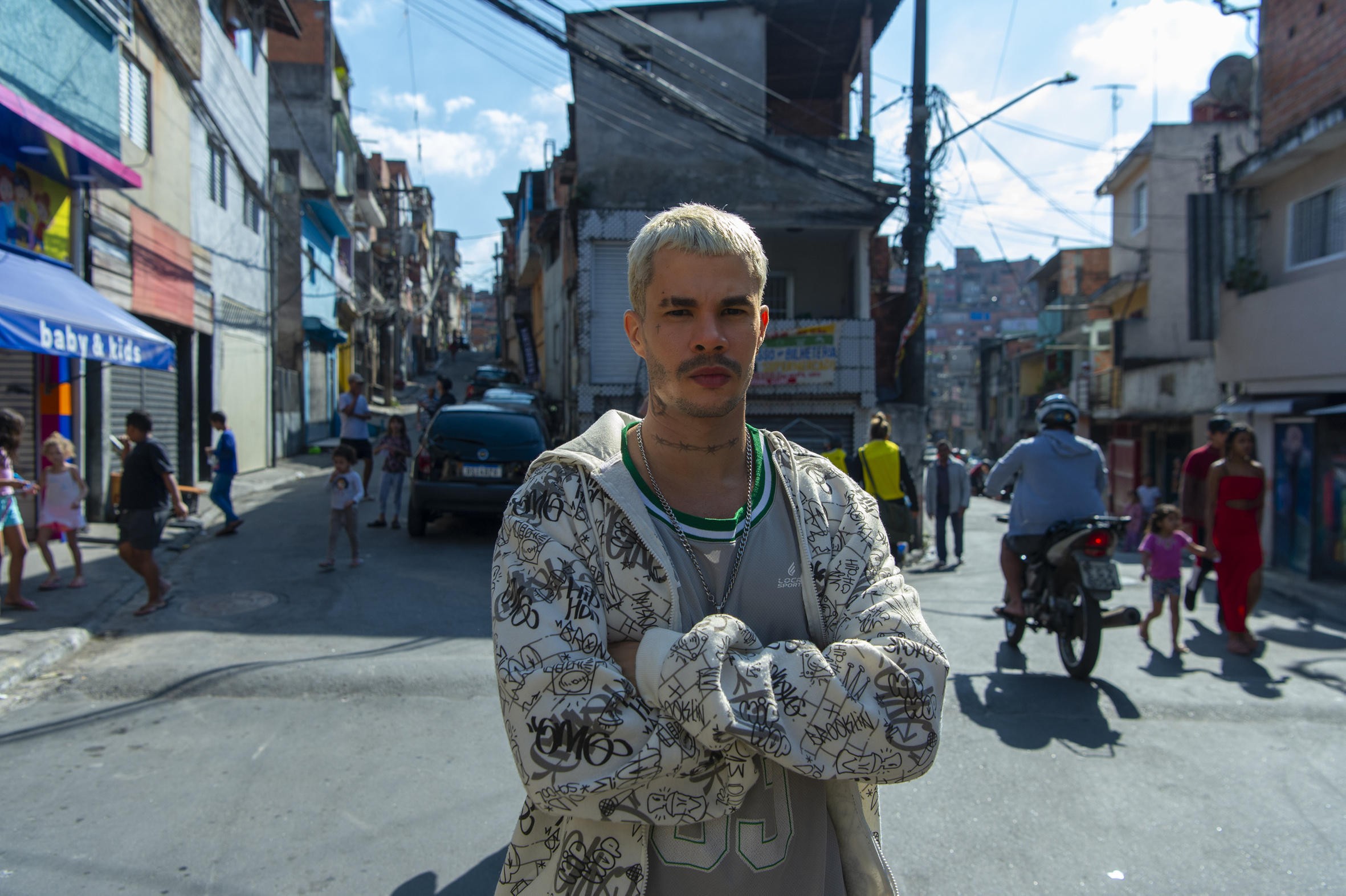 Vinicius Teixeira celebra sucesso de Vandílson, o 'Bandivo' de Três Graças, e dá spoiler: 'Vem polêmica'