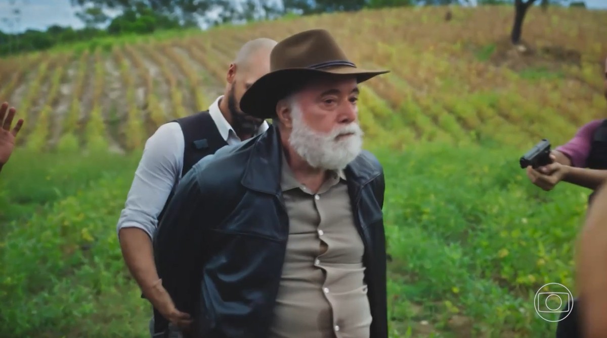 Terra e Paixão Antônio La Selva é preso por atentado à Lucinda vem