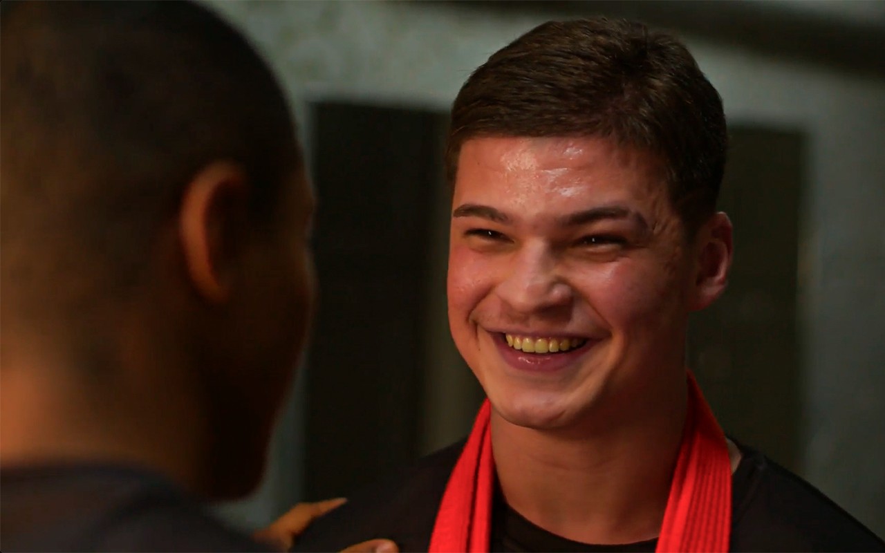 Dona de Mim: Lucas toma substância proibida, vence luta, mas desmaia