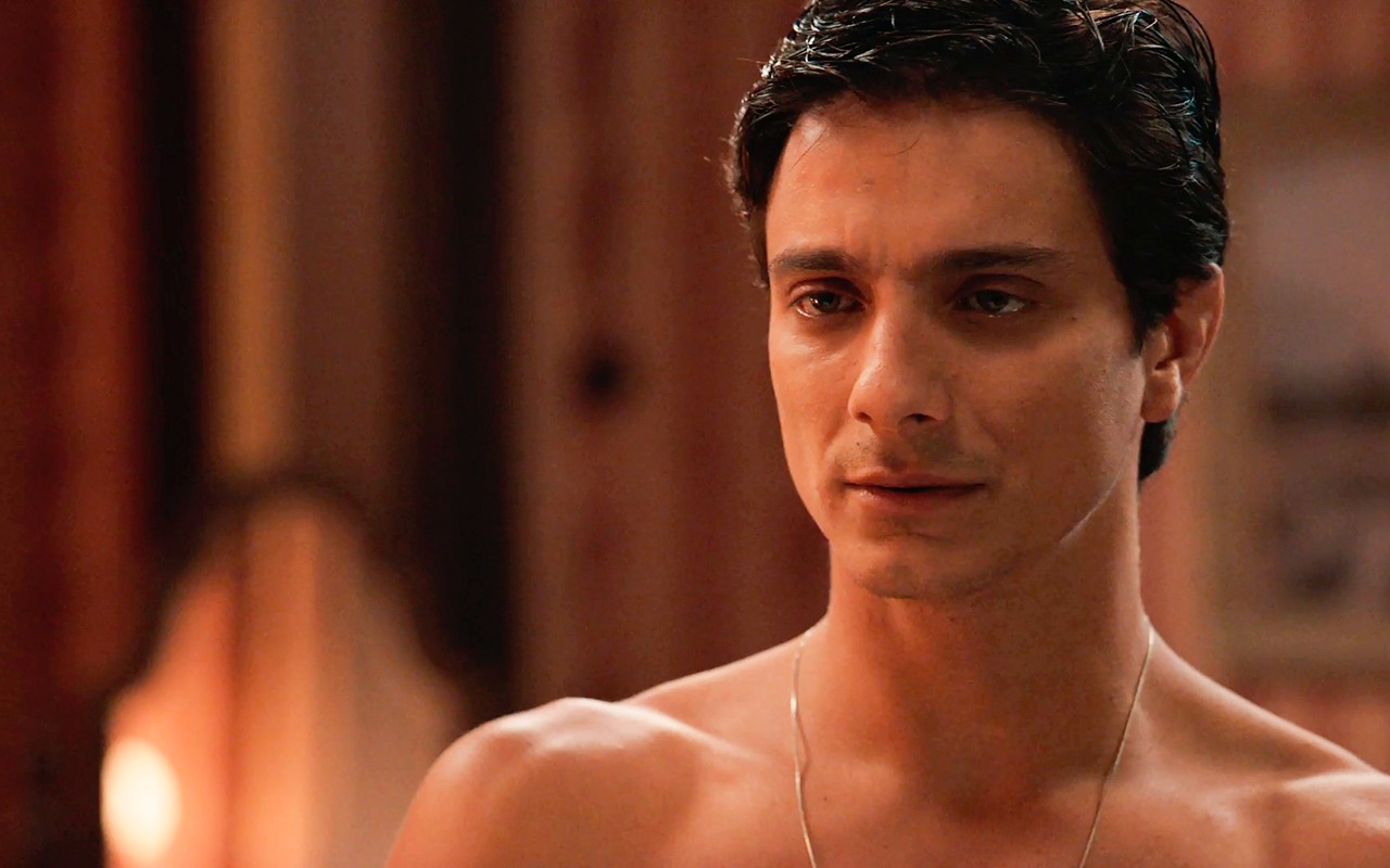 Êta Mundo Melhor!: Túlio faz promessa após descobrir que Estela se casará com Celso