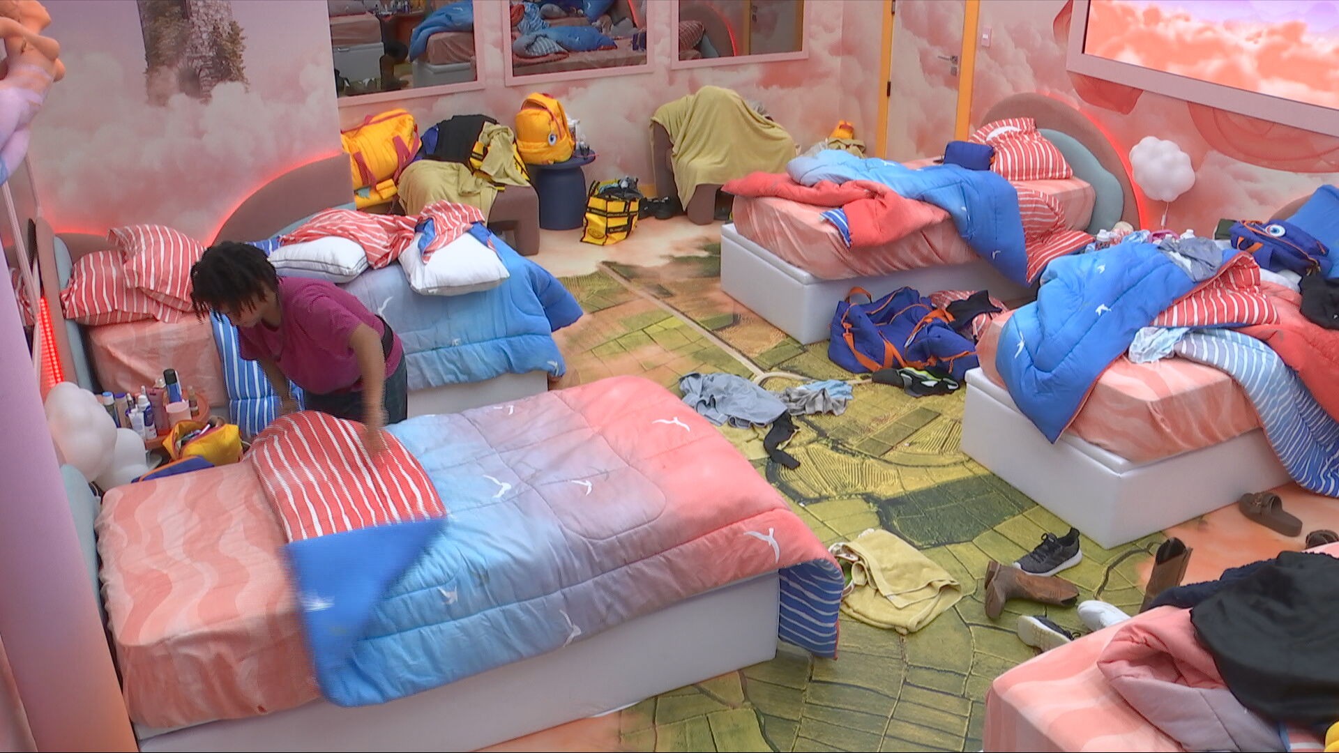 Milena volta atrás e arruma cama de Alberto Cowboy: "Sou melhor que isso"