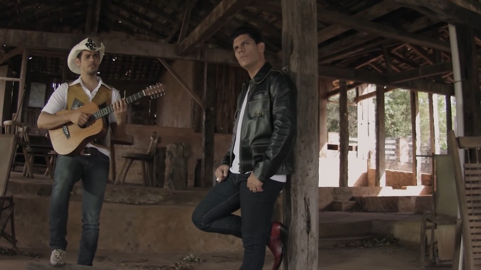 João Carreiro e Capataz — Foto: YouTube