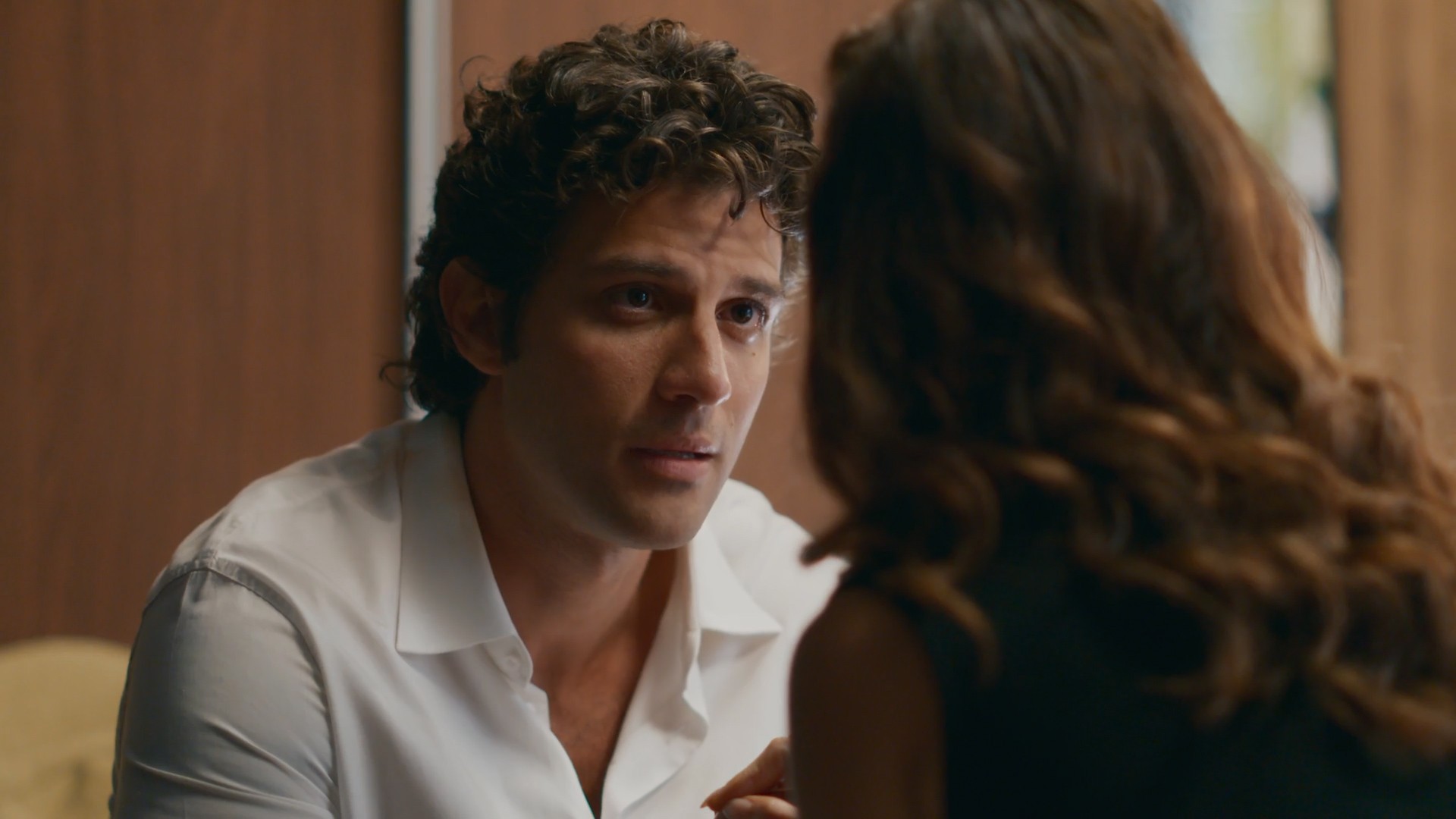 Pedro decide terminar casamento com Bruna em Quem Ama Cuida