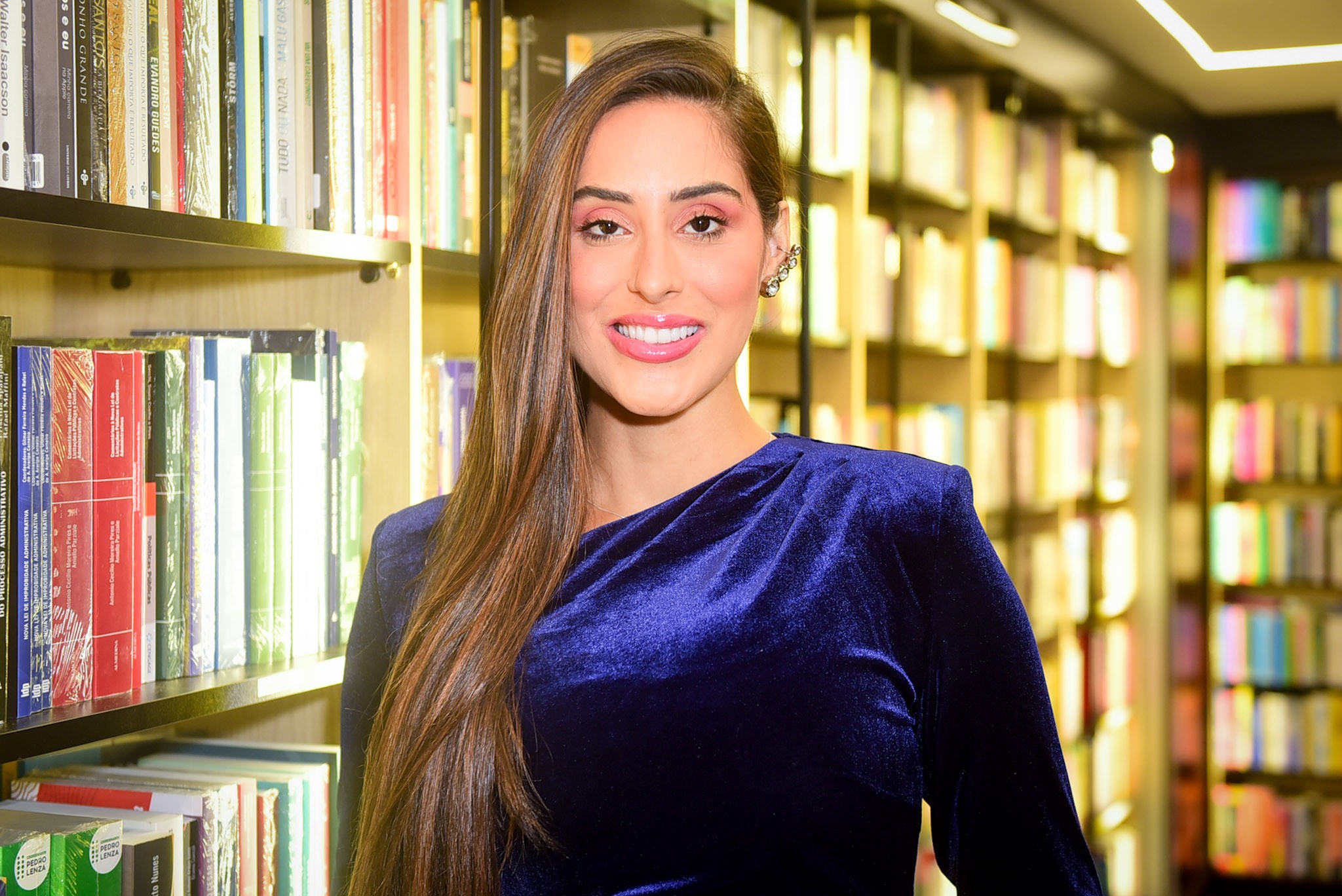 Ex-BBB Deniziane é hospitalizada com pielonefrite