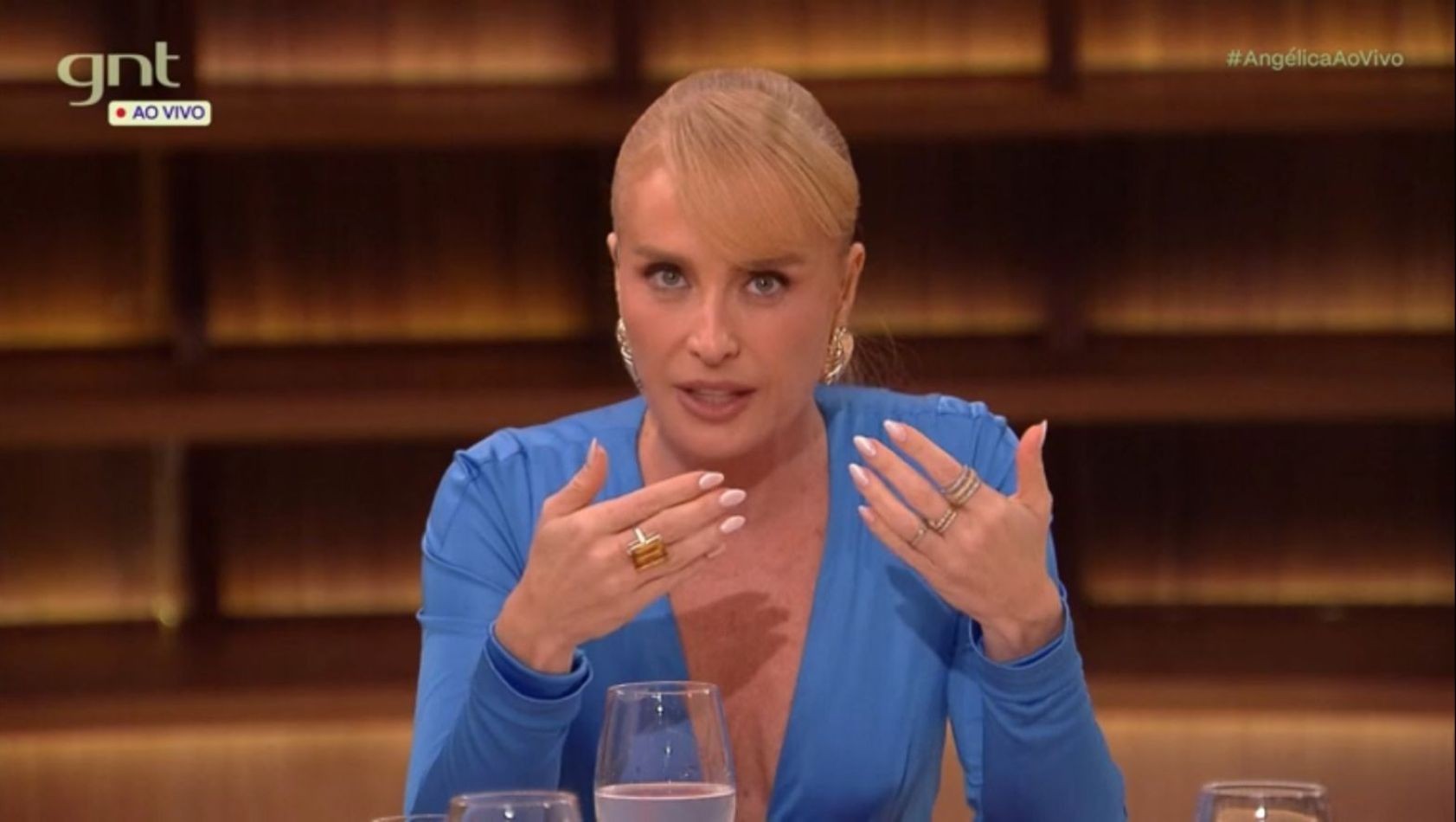 Angélica diz que não fez harmonização facial e reflete: 'Mulheres são julgadas o tempo todo'