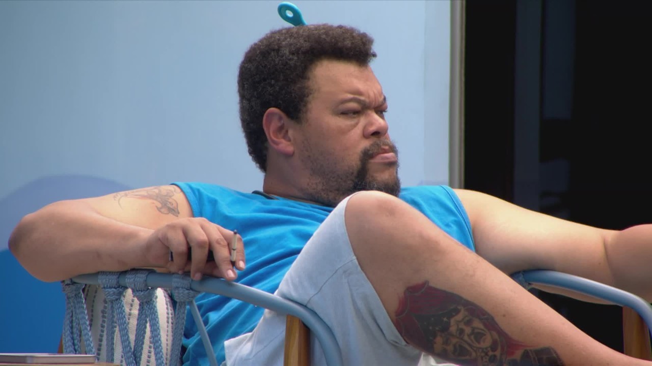 Babu Santana critica atitude de sister no BBB 26: 'Ela está comendo os cérebros'