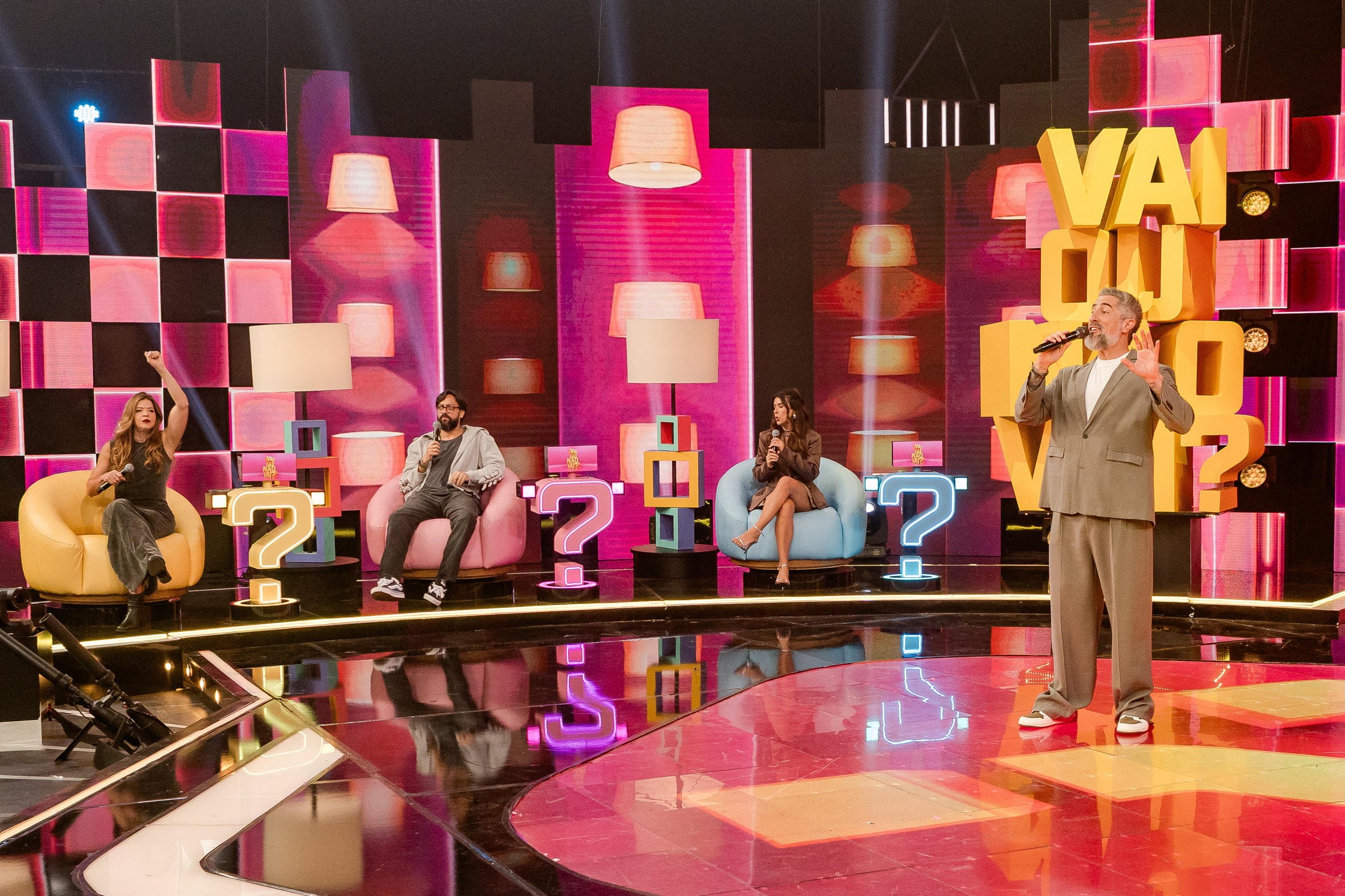 Marcos Mion celebra estreia de novo quadro no Caldeirão: 'Brincar com o inusitado'