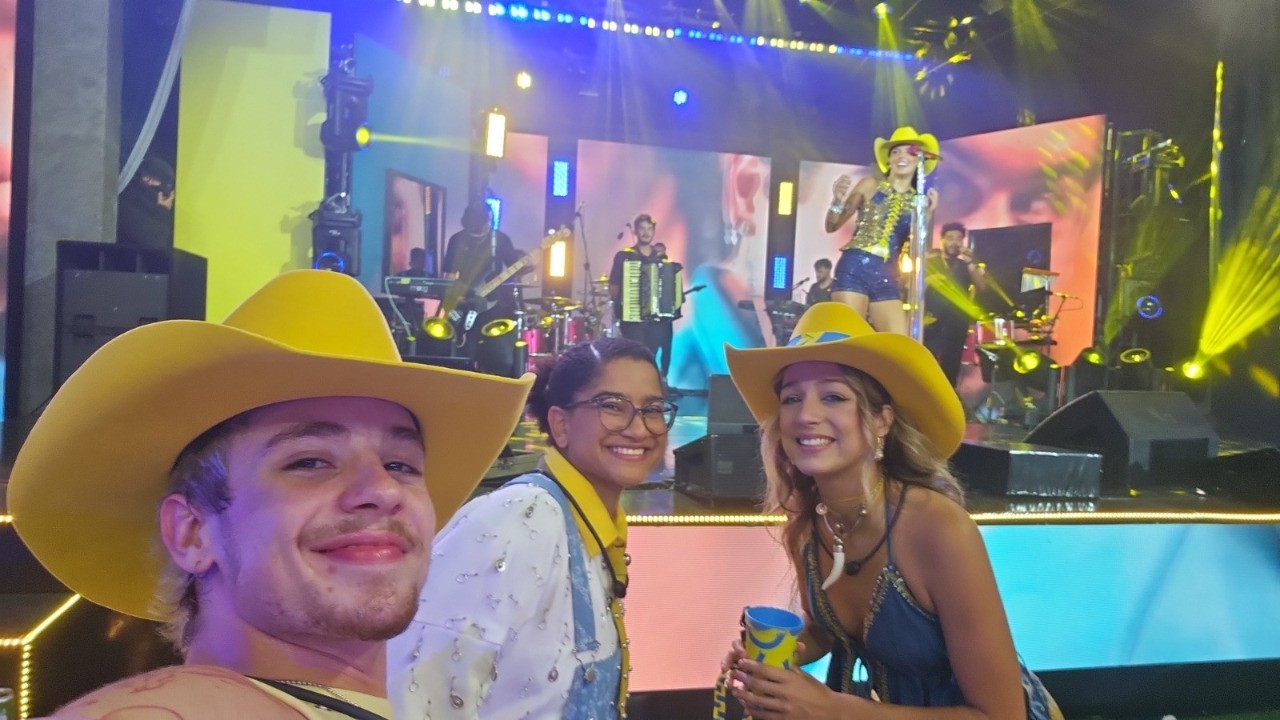 Brothers curtem show de Ana Castela e celebram aniversário de Milena; veja registros da festa