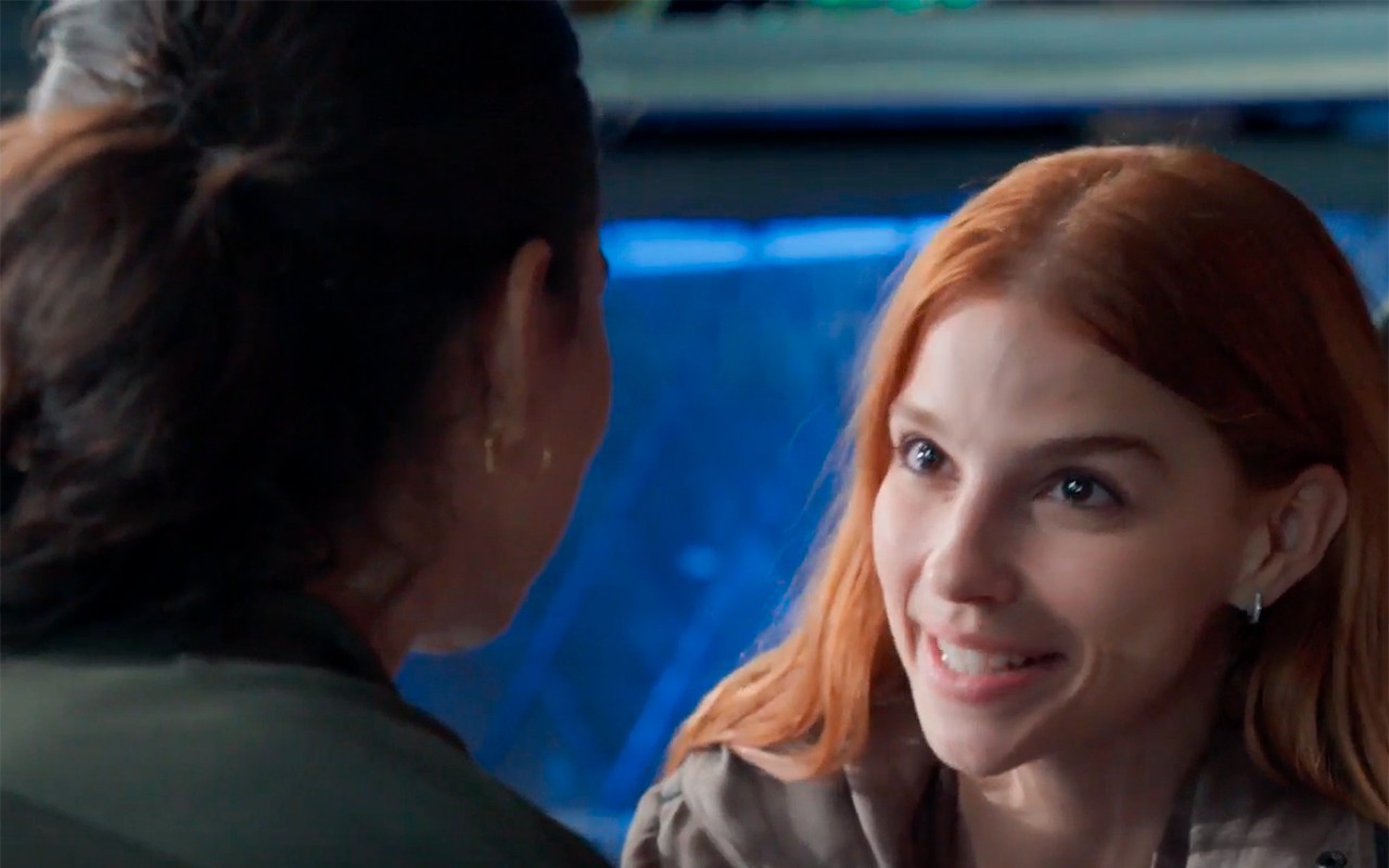 Três Graças: Juquinha convida Lorena para morar com ela