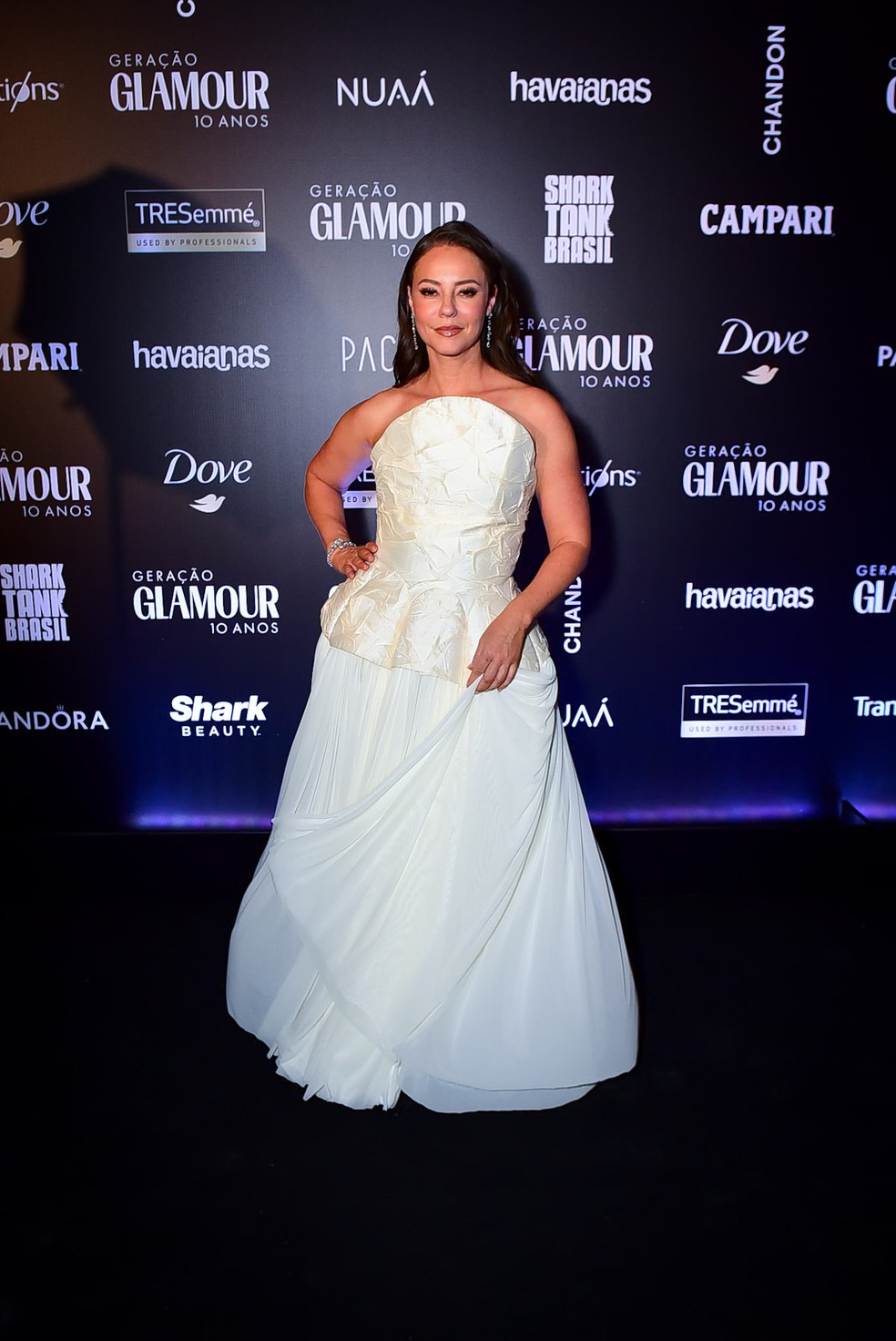 Paolla Oliveira chega deslumbrante a evento em São Paulo — Foto: AgNews