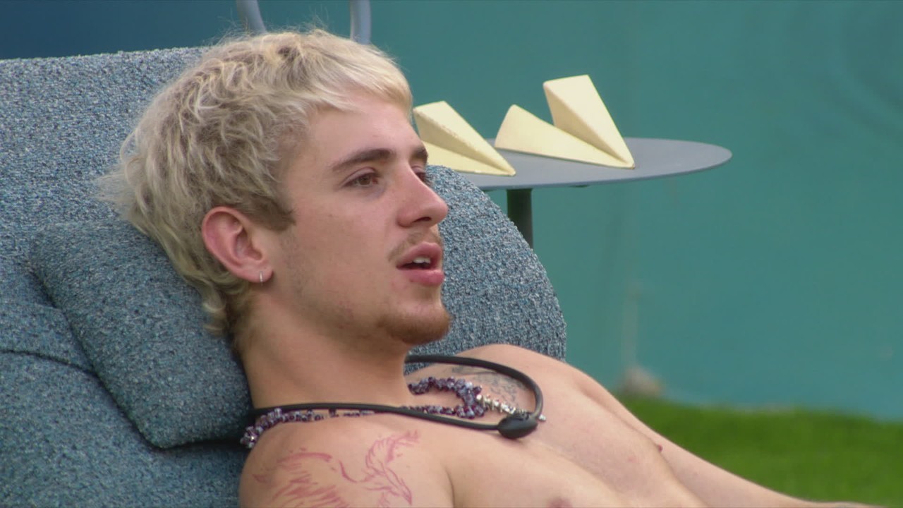 Juliano Floss opina sobre mudança de comportamento no BBB 26: 'Do nada, ama todo mundo'