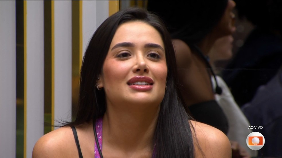 Jordana usa poder e tira Jonas Sulzbach do nono Paredão — Foto: Globo