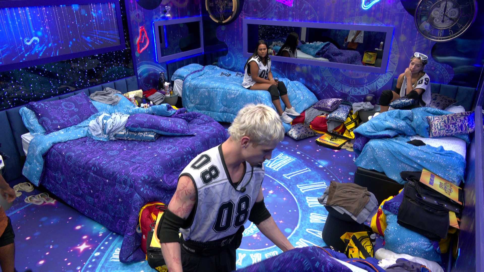 Juliano Floss diz que impedirá retorno de Jonas Sulzbach ao quarto: 'Essa cama é sua agora'