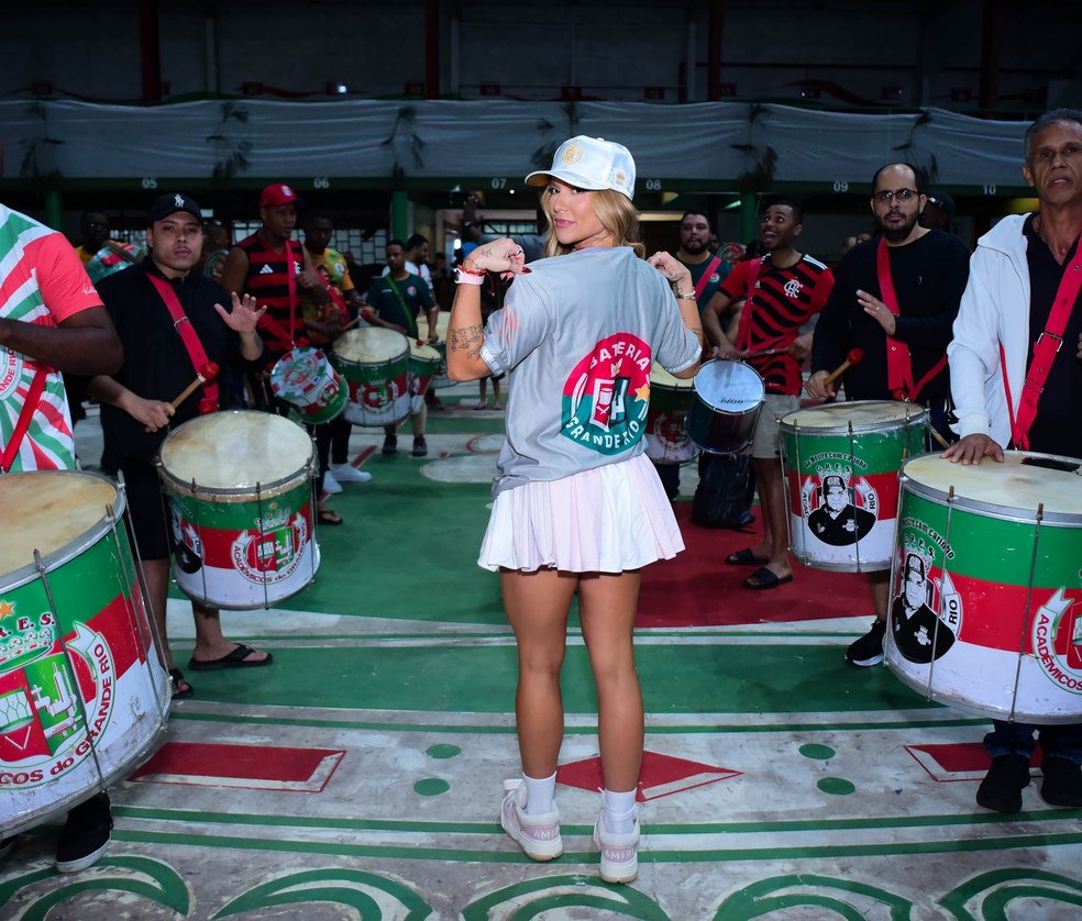 Virginia Fonseca assumiu o posto de Rainha de Bateria da Grande Rio - Foto: reprodução 
