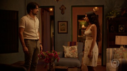 Artur e Quinota começam a conversa se desentendendo