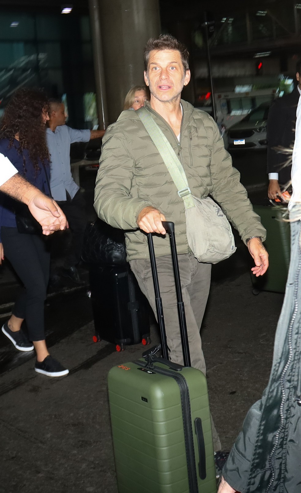 Zack Snyder chega em SP — Foto: AgNews