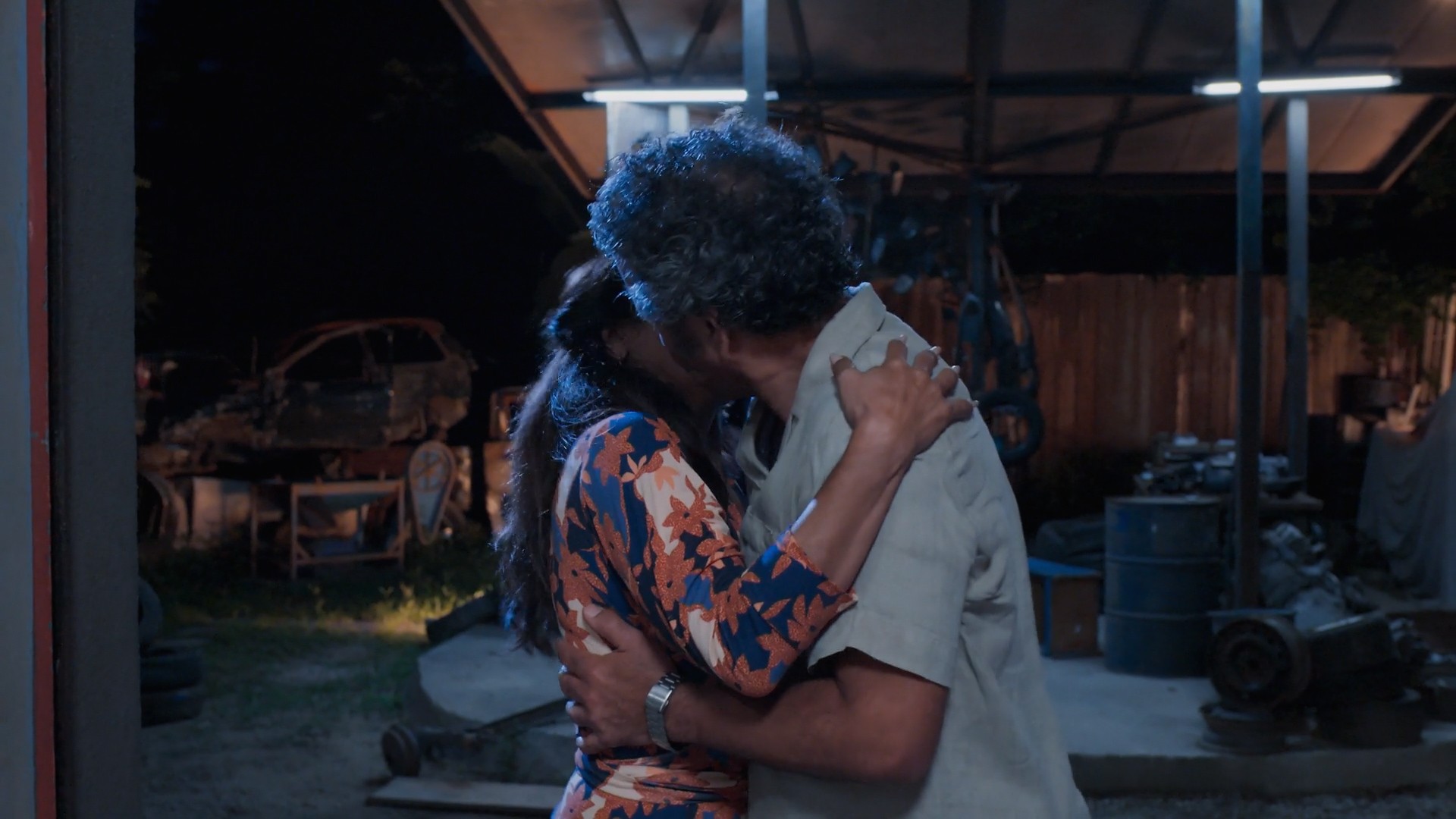 Três Graças: Lígia tem noite de amor com Joaquim
