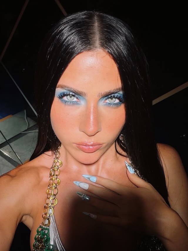 Jade Picon compartilha cliques e ganha elogios: 'Insana essa sua beleza'