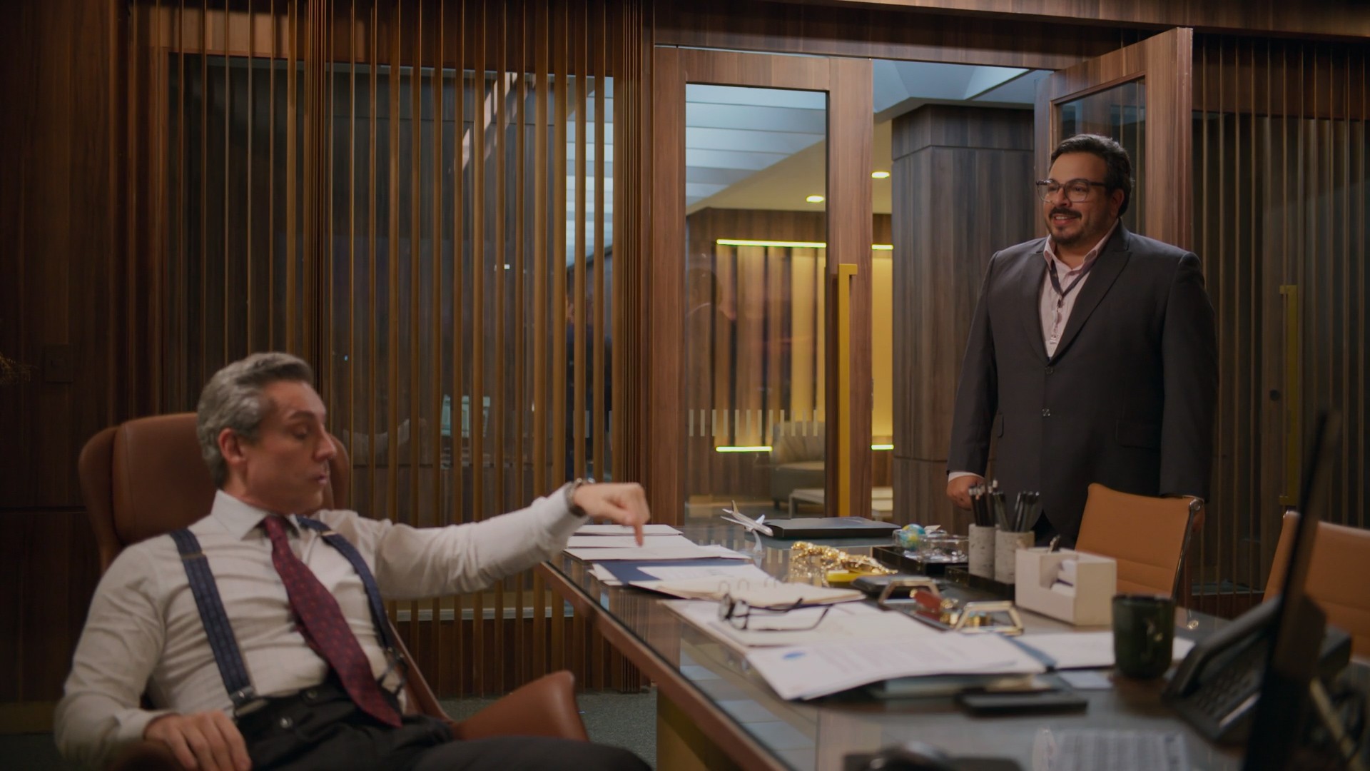 Alexandre Nero e Luis Lobianco brincam com o final de Vale Tudo e mudam as biografias no Instagram