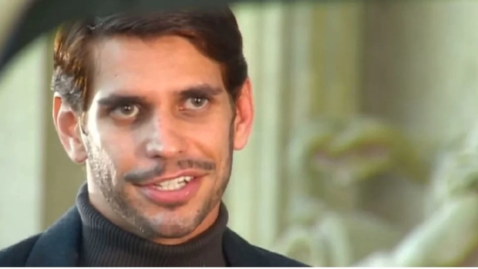 Alexandre Barillari como o Guto, de "Alma Gêmea" — Foto: globo