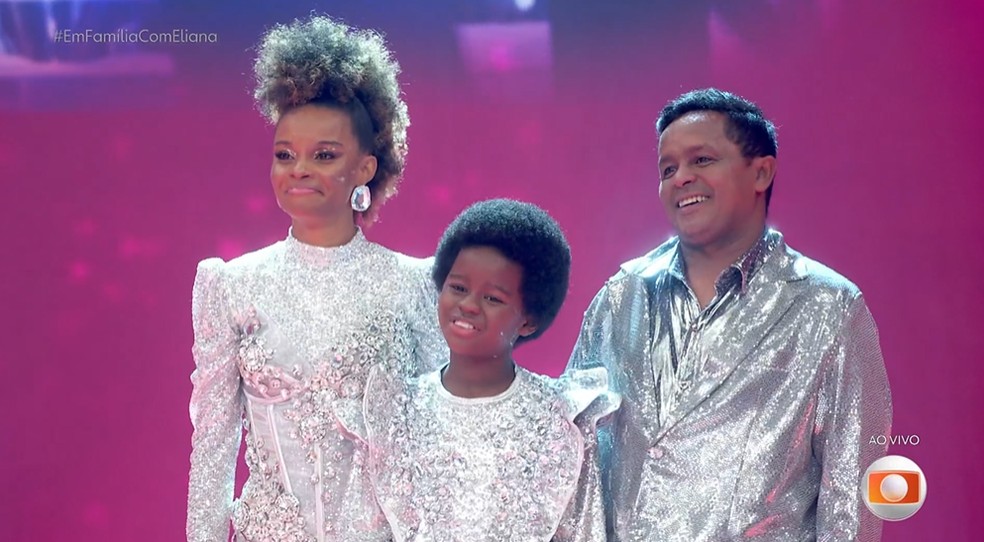 Em Família com Eliana: família do Pará vence competição musical com hits do Michael Jackson | Gshow
