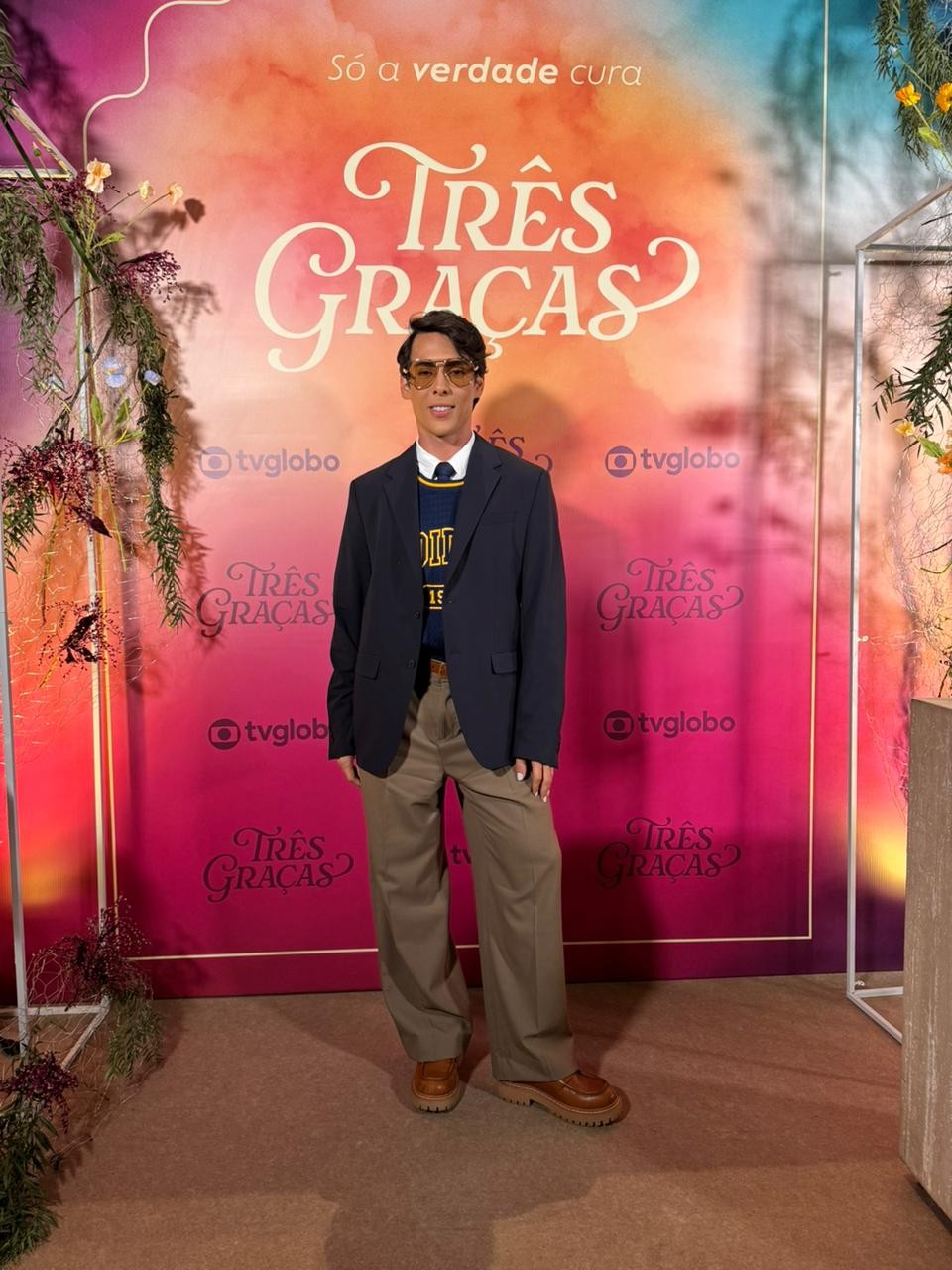 Três Graças: veja looks dos famosos na festa de lançamento da novela