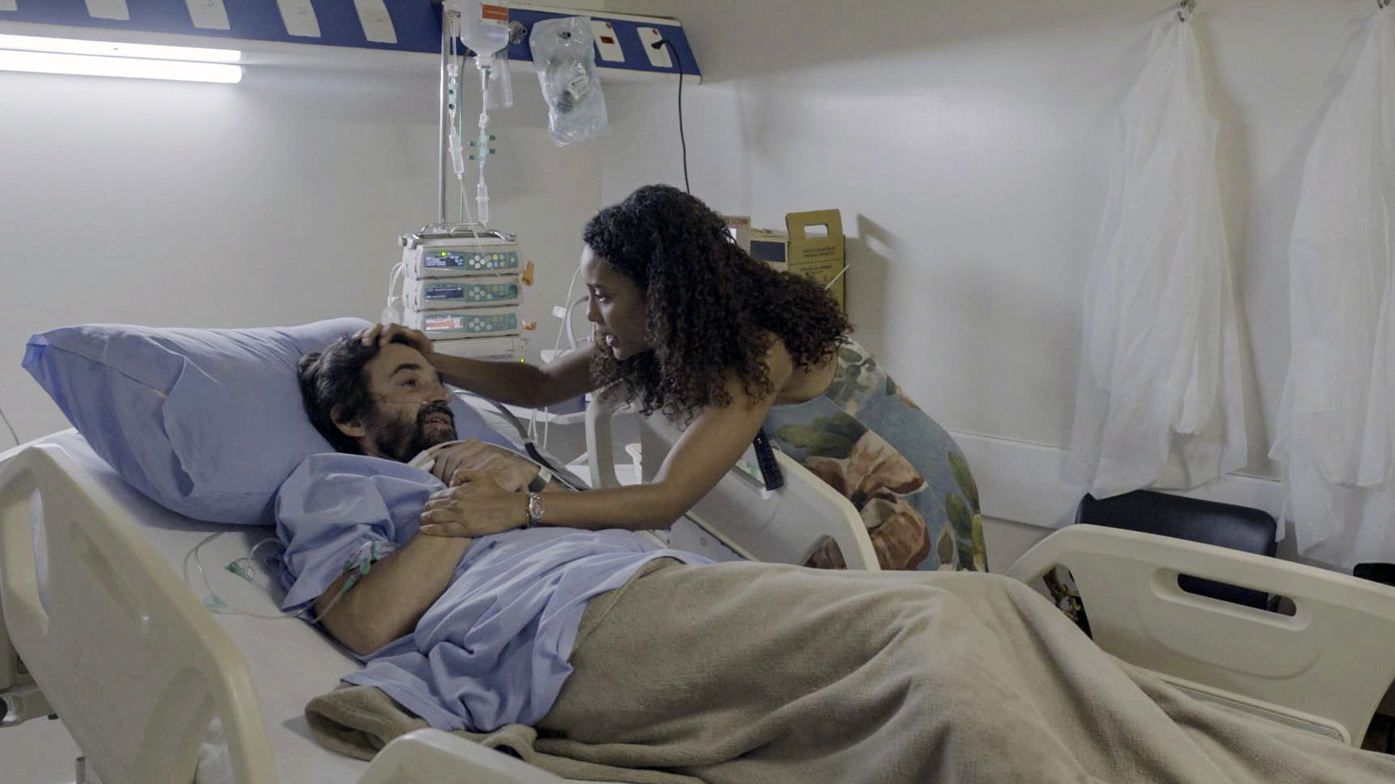 Rubinho morre, em Vale Tudo; veja imagens da cena