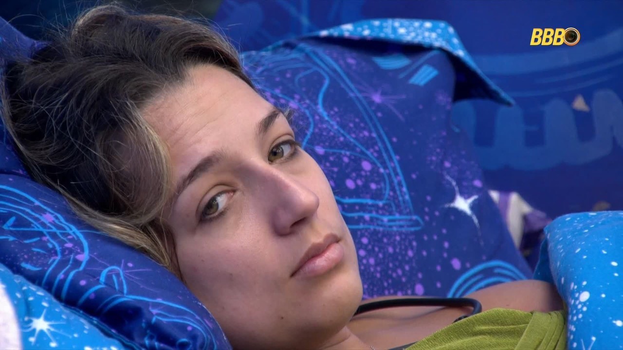 Samira reforça informação falsa, e Ana Paula Renault rebate: 'Você entendeu errado'