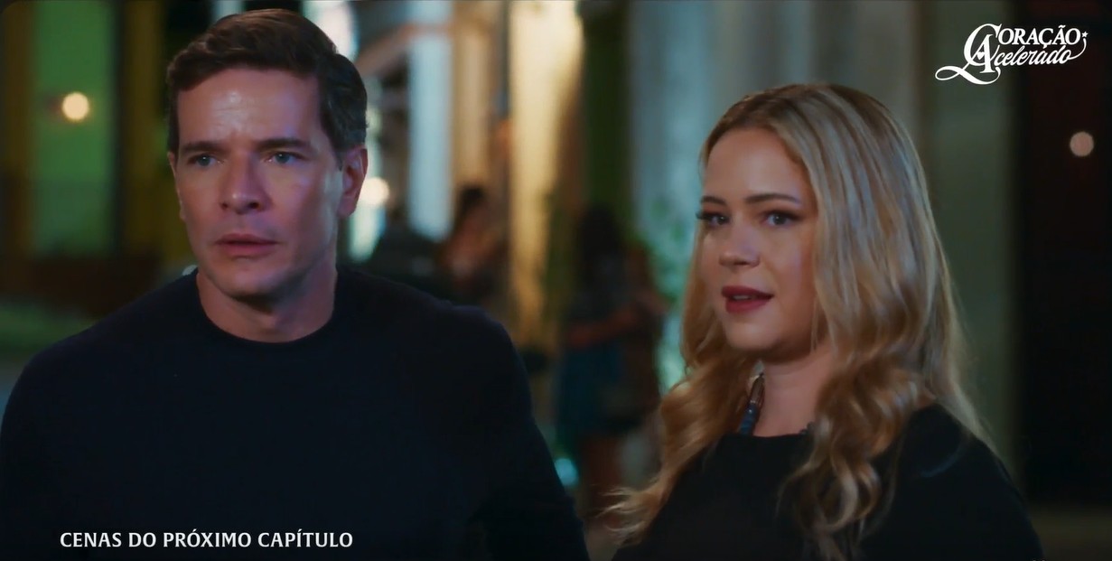 Coração Acelerado: Alaorzinho flagra Janete aos beijos com Palhares e afoga as mágoas com Zilá