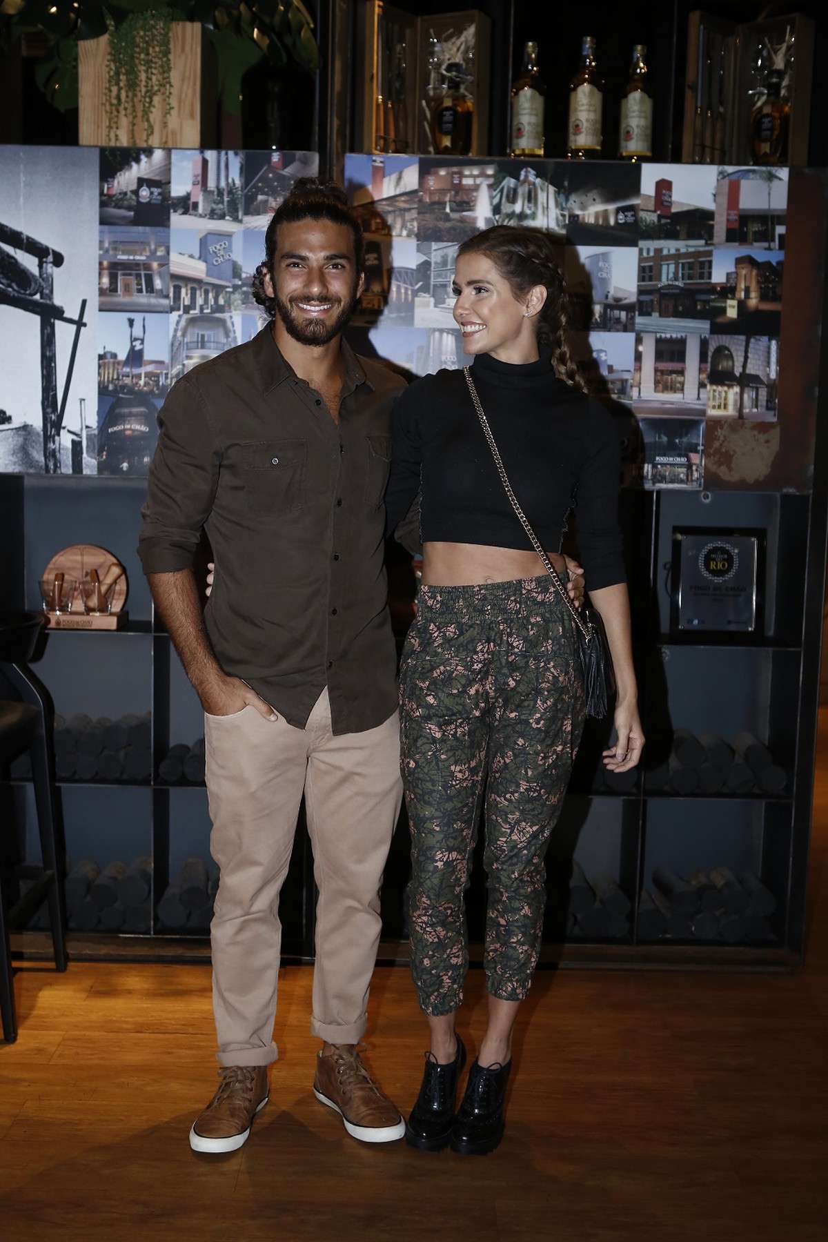 'Segundo Sol': elenco, direção e equipe se reúnem para assistir ao