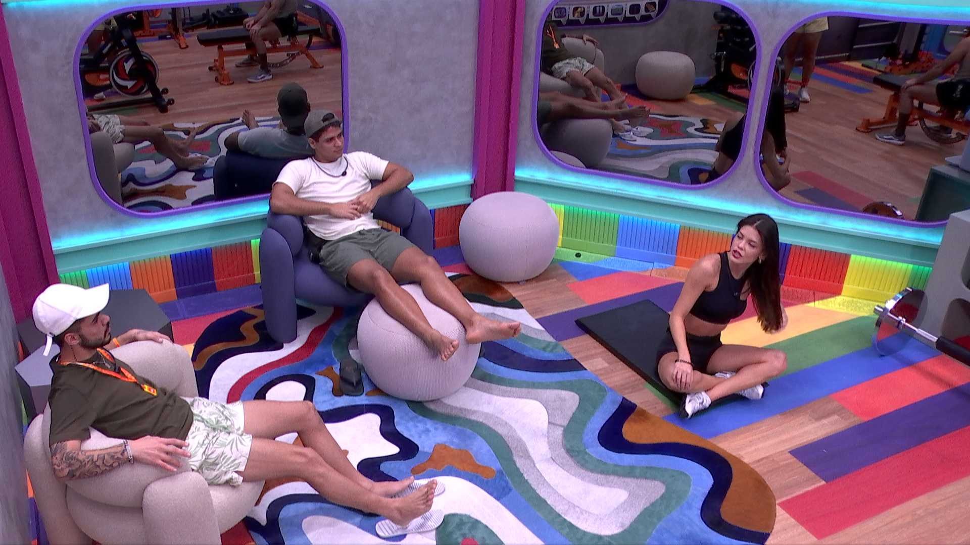 Na reta final, brothers relembram brigas por comida no BBB 25