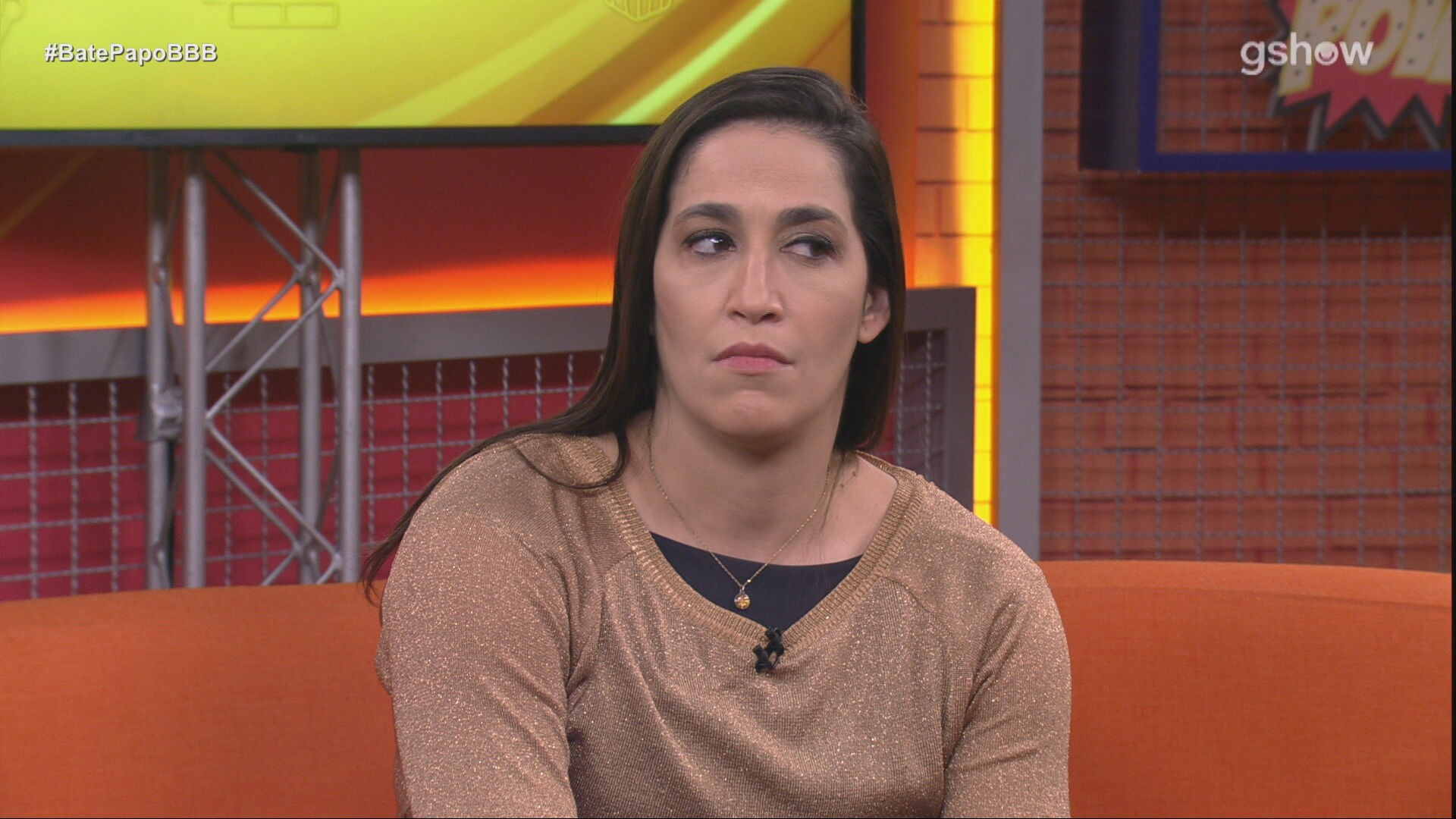 Daniele Hypolito vê cena em que foi excluída por grupo e lamenta: 'Fico bem chateada'