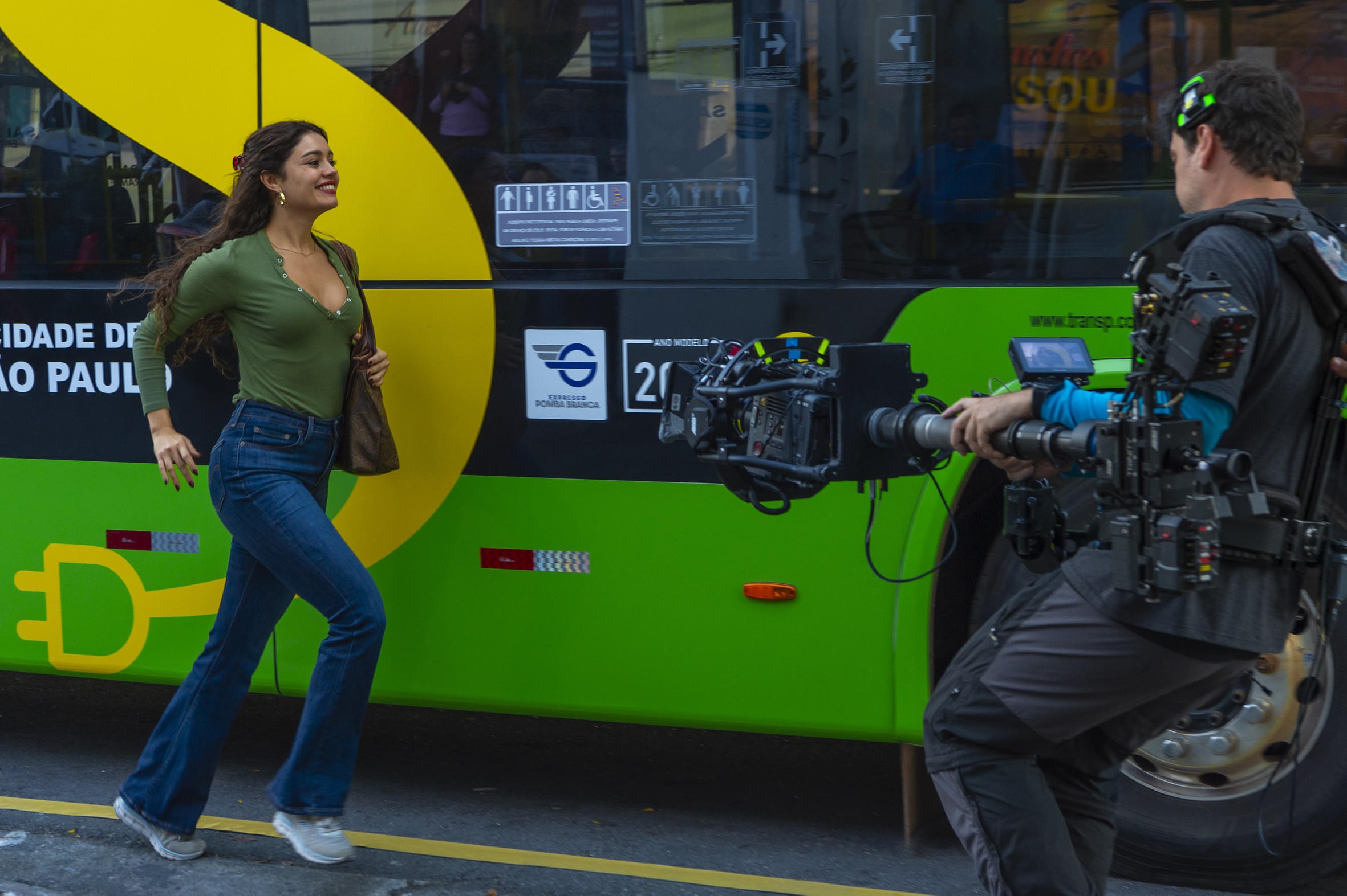 Três Graças: elenco mostra bastidores da próxima novela das 9