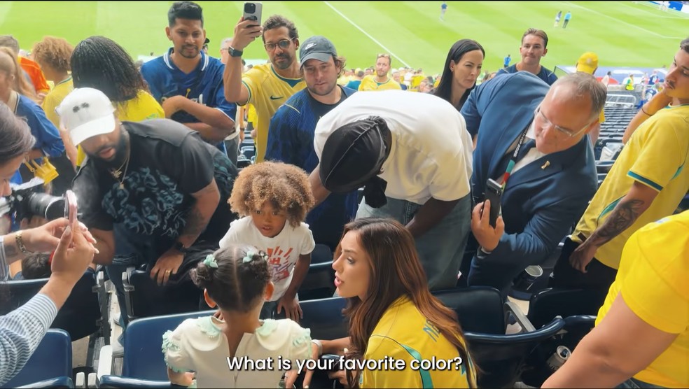 Filha de Jimmy Butler e Mavie, filha de Neymar — Foto: YouTube