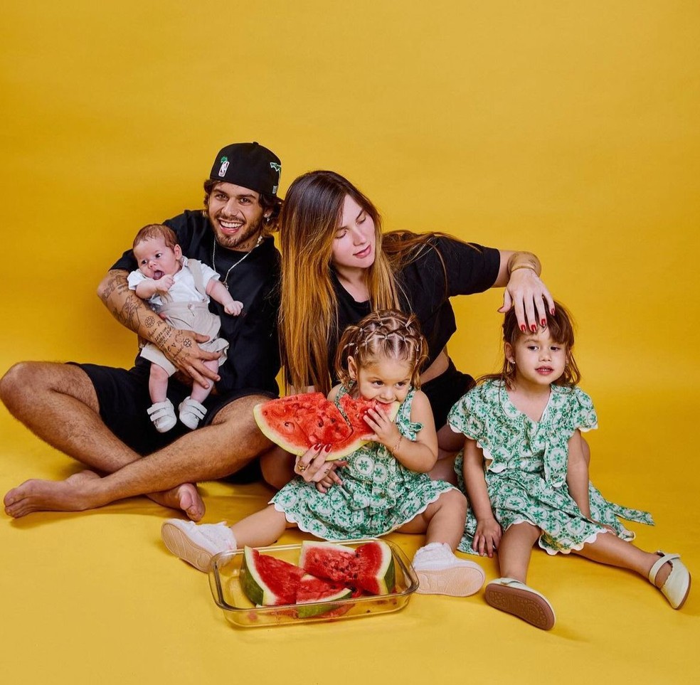 Virginia e Z Felipe renem a famlia em aniversrio de dois anos de Maria Flor  Foto: Reproduo/Instagram