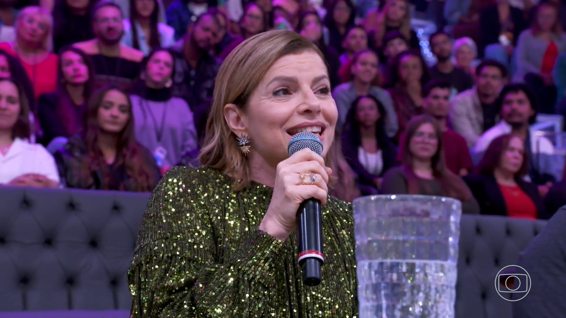 Debora Bloch avalia Odete Roitman e parabeniza Manuela Dias por Vale Tudo