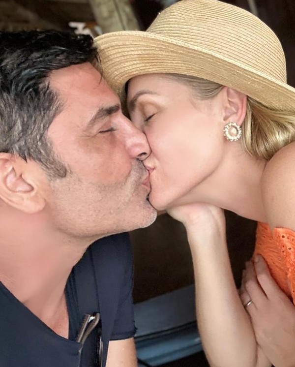 Edu Guedes e Ana Hickmann assumem namoro — Foto: Reprodução/Instagram
