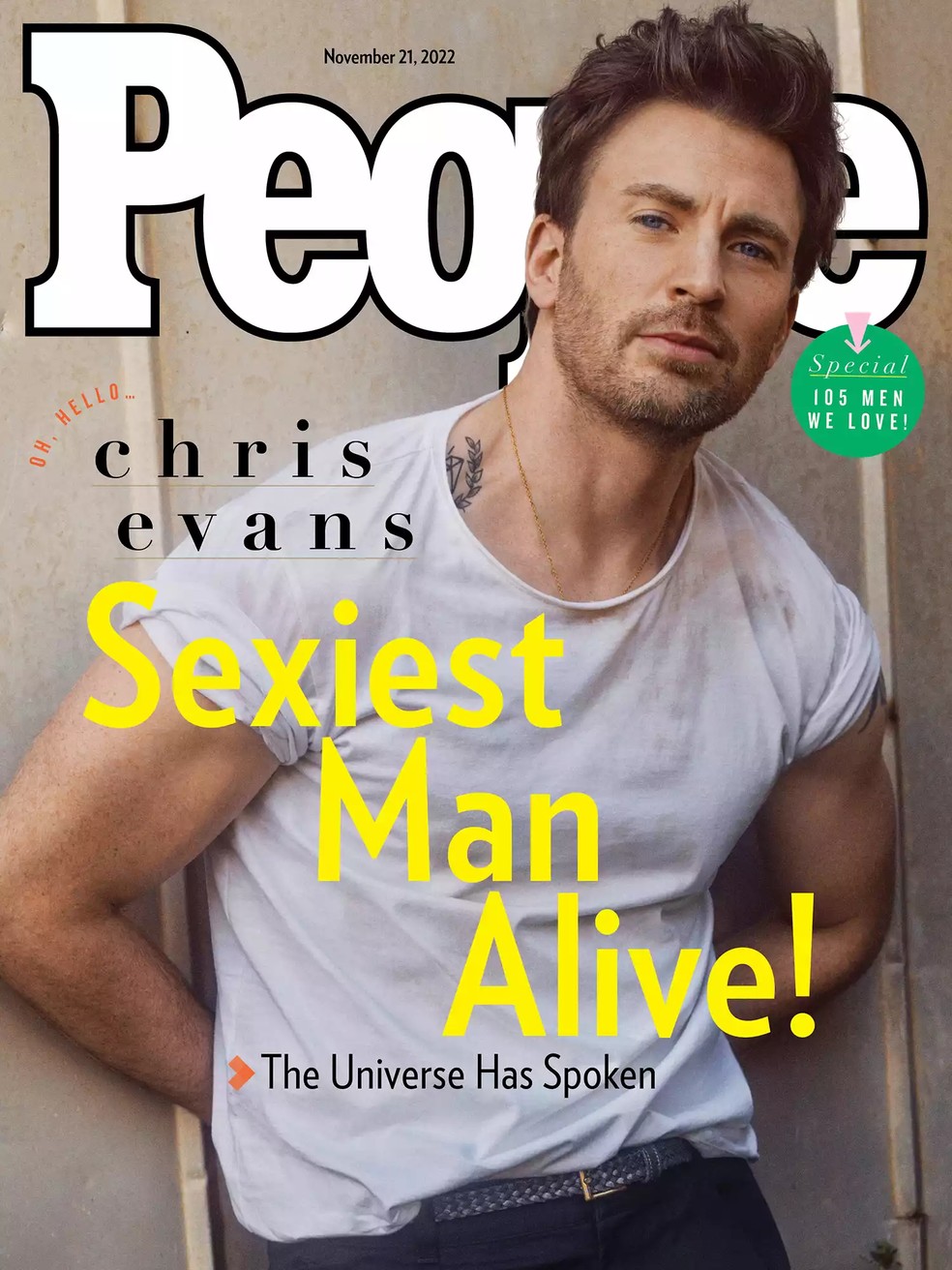 Chris Evans é eleito o homem mais sexy do mundo em 2022 — Foto: People