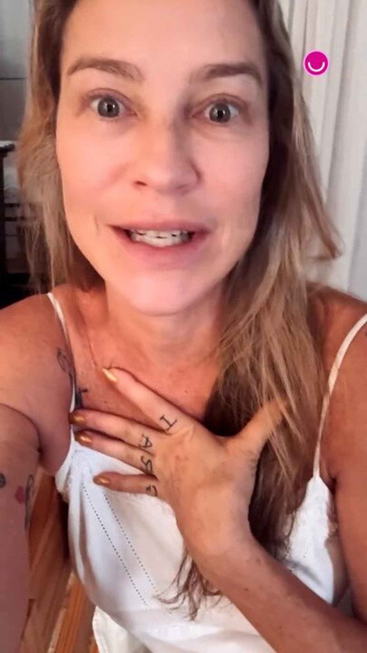 Luana Piovani toma banho de cachoeira antes de desfilar Sapucaí: 'Emoção, euforia e orgulho'