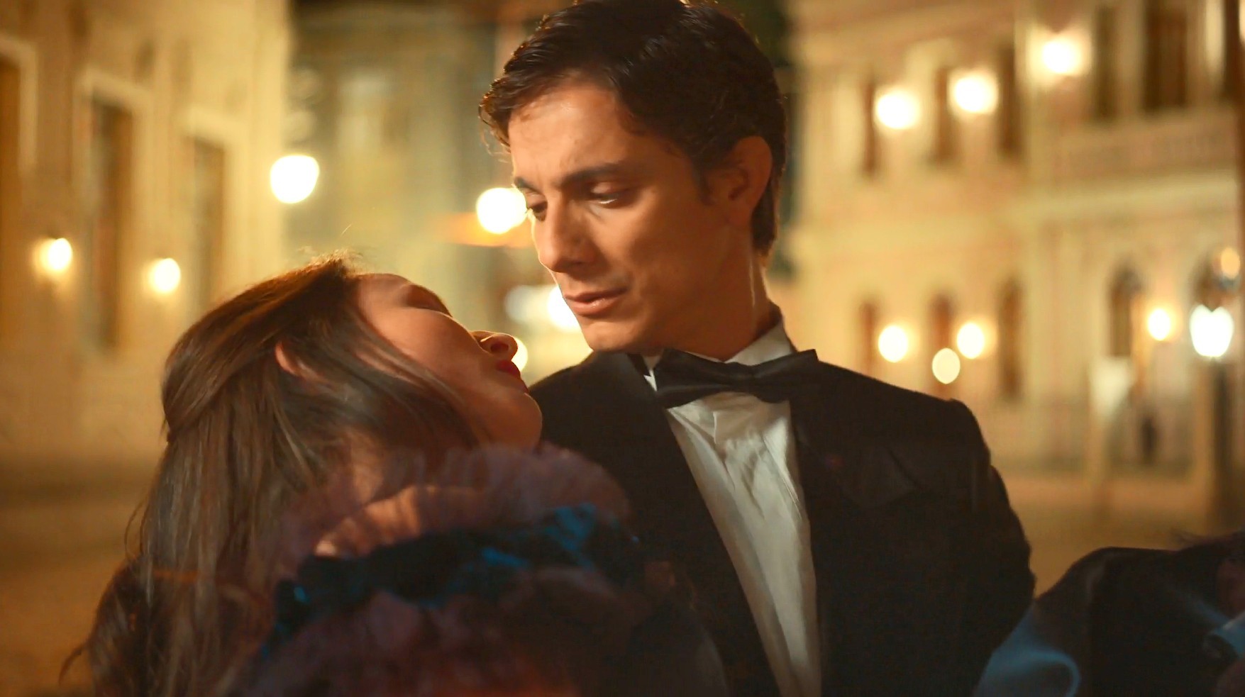 Êta Mundo Melhor!: Estela desmaia ao lembrar do recado enigmático de Sandra