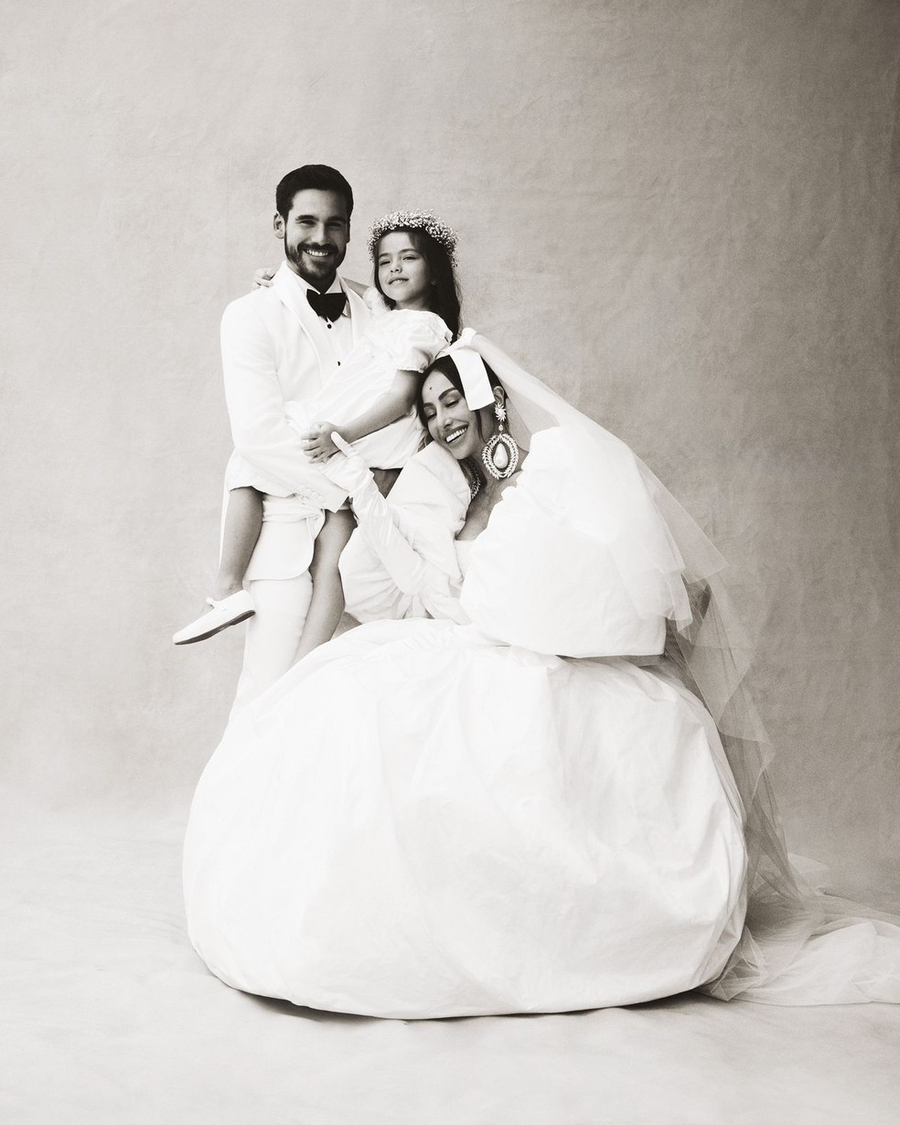 Sabrina Sato e Nicolas Prattes se casam em cerimônia discreta — Foto: Divulgação/Marvin