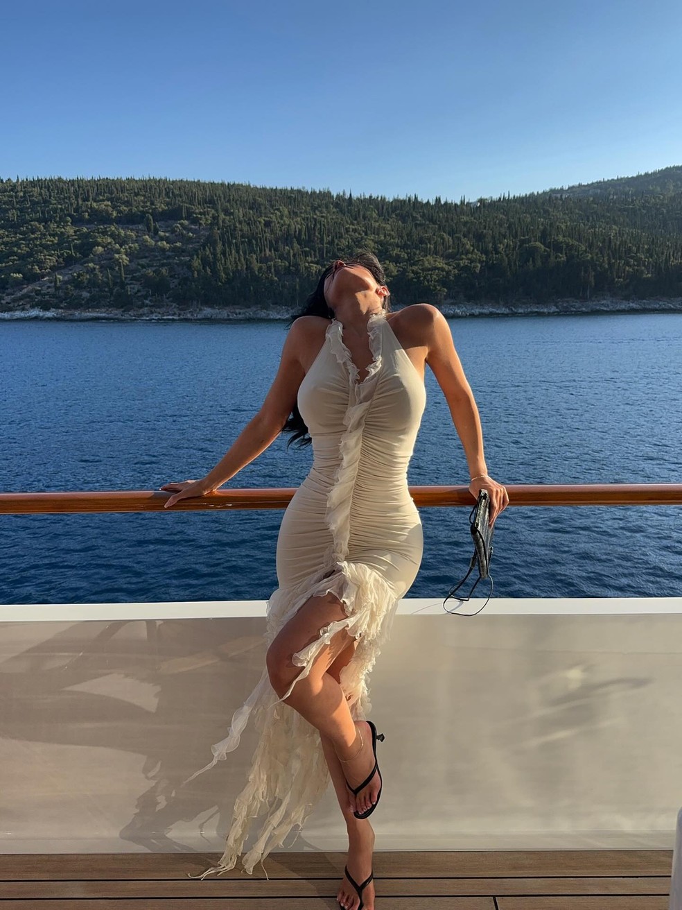 Kylie Jenner curte a Grécia — Foto: Reprodução/Instagram