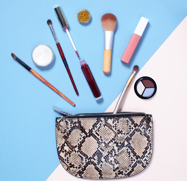 Aprenda a montar uma nécessaire para o dia a dia e veja quais produtos não  podem faltar na sua | Gshow