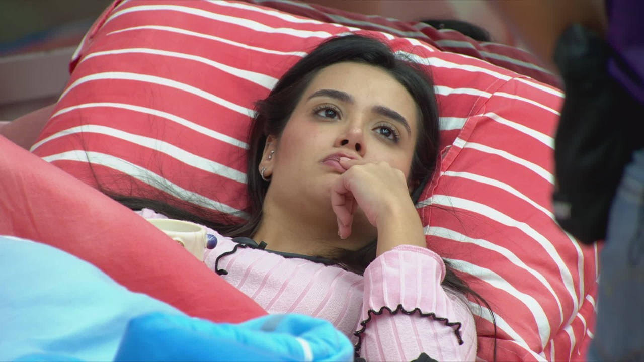 Jordana faz planos com Alberto Cowboy para Formação do Paredão: 'Colocar alguém do grupo da Solange'