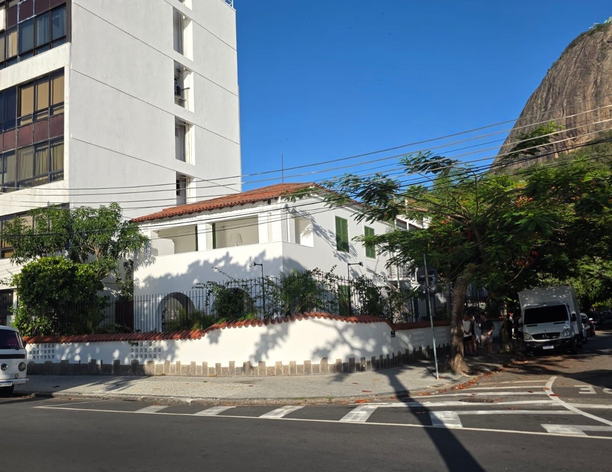 A casa que virou estrela: curiosidades do icônico imóvel usado nas gravações de Ainda Estou Aqui