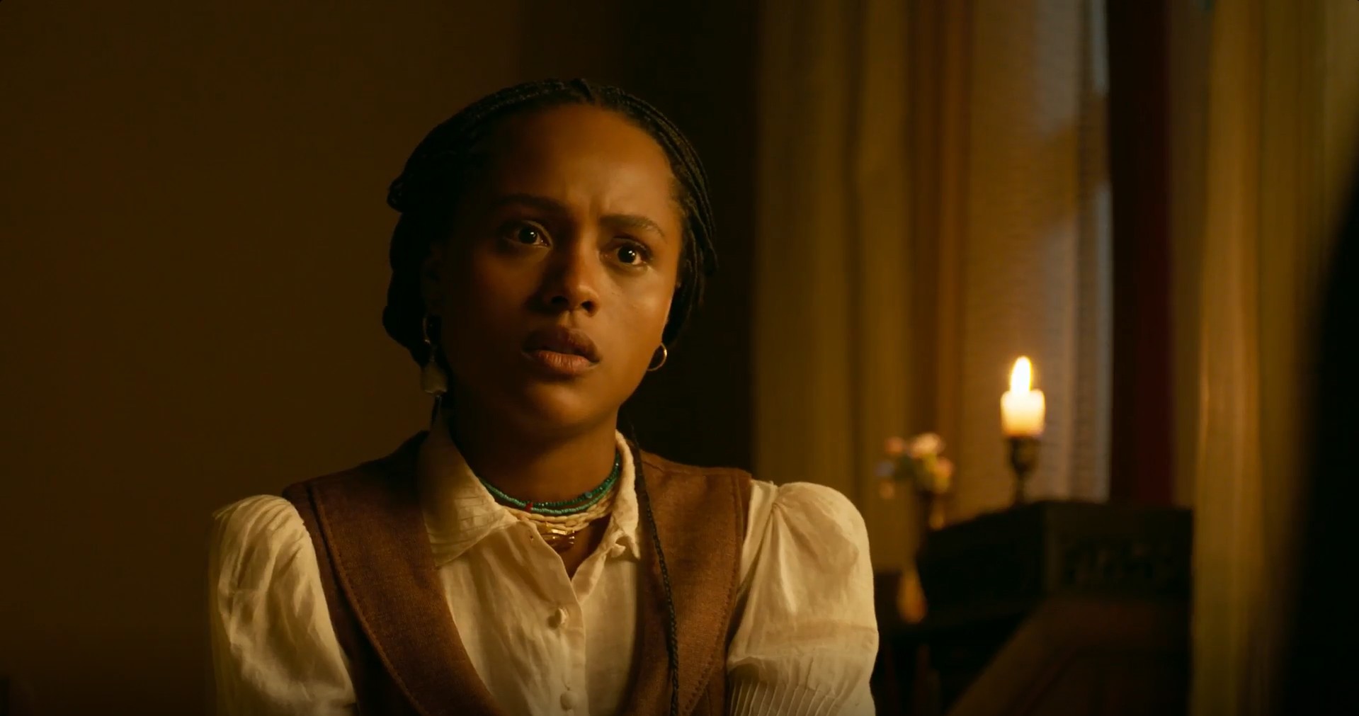 A Nobreza do Amor: Alika e Niara se tornam suspeitas por roubo de joias