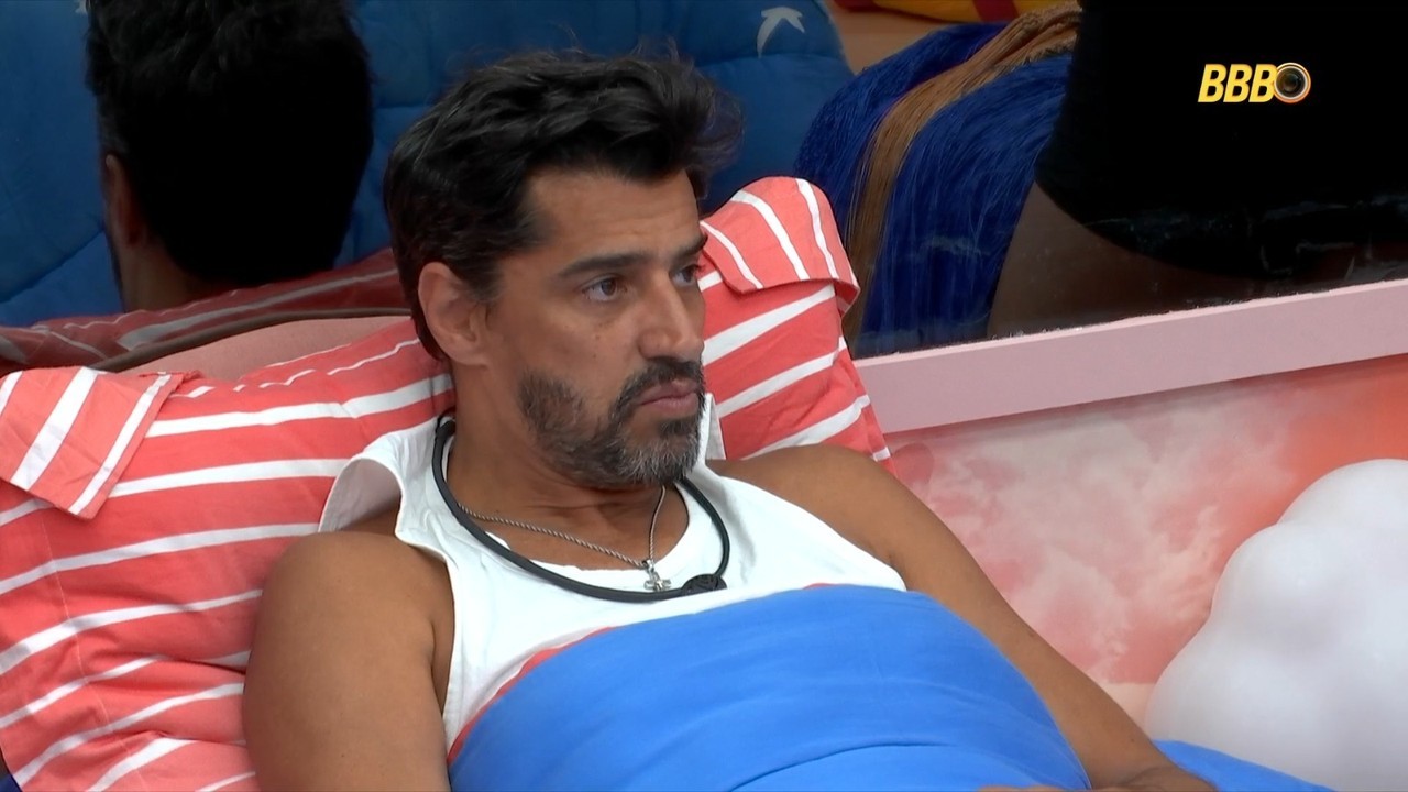 Alberto Cowboy fala sobre Ana Paula Renault: 'Não tenho nem mais olhado na cara'