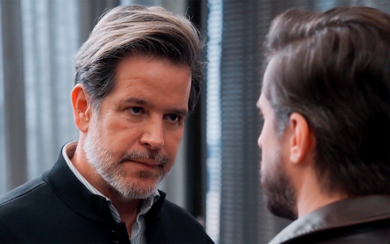 Três Graças: Ferette exige que Macedo faça o que for preciso para pegar os milhões que estavam na estátua