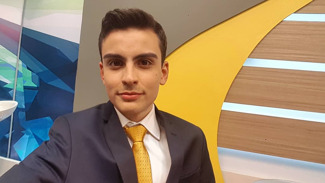 A Fazenda 17: Dudu Camargo vence reality e leva prêmio de R$ 2 milhões