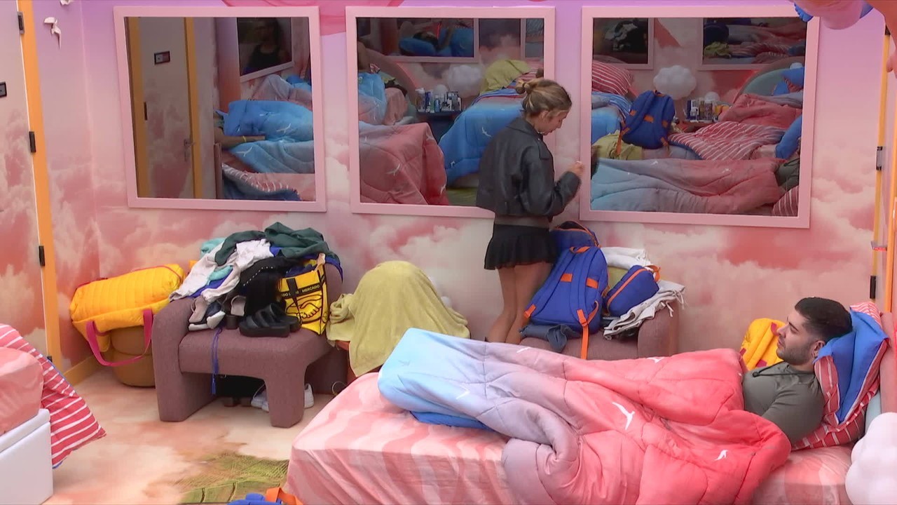 Samira questiona atitude de brothers: 'Estão fazendo voto de silêncio?'